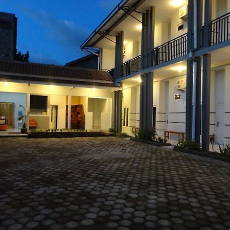 Pendowo Huis Guest House Jogyakarta Zewnętrze zdjęcie